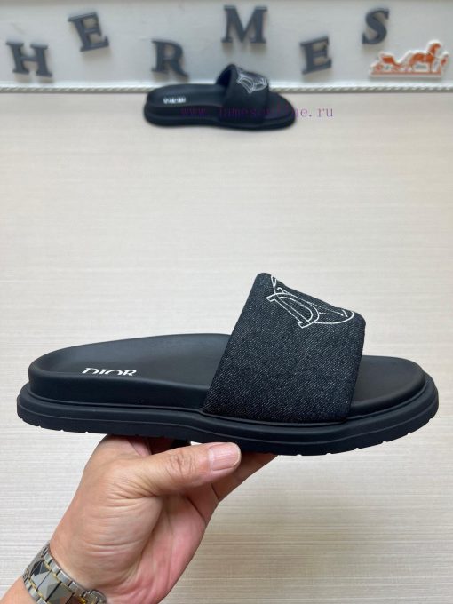 Dior men's slippers, a popular item on the official Dior website, are now available for salwy0gcidc - Image 6
