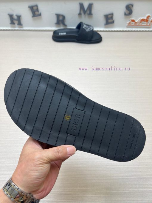Dior men's slippers, a popular item on the official Dior website, are now available for salwy0gcidc - Image 10