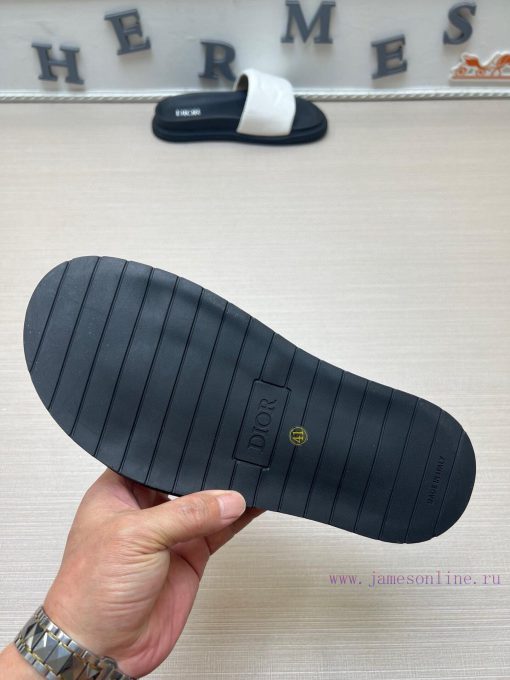 Dior men's slippers, a popular item on the official Dior website, are now available for salegh2r7hym - Image 10