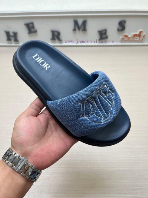 Dior men's slippers, a popular item on the official Dior website, are now available for salerns23b4i - Image 2