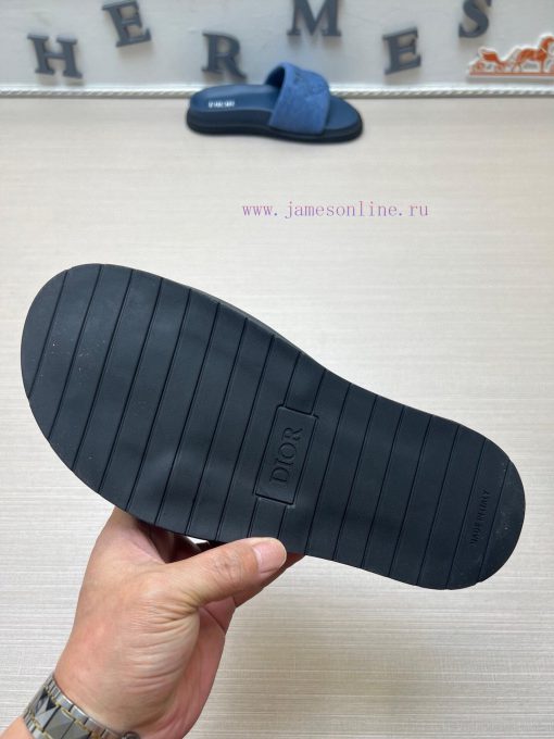 Dior men's slippers, a popular item on the official Dior website, are now available for saledyb1l1ub - Image 10