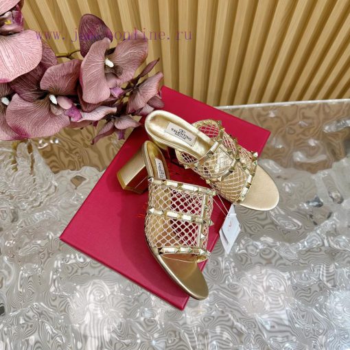 Top tier2024 Early Spring Fashion Show Update Valentino Striped Deep Mouth Half Drag/Flat/Hikdvlsrnm - Image 2
