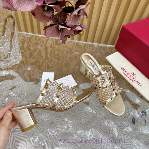 Top tier2024 Early Spring Fashion Show Update Valentino Striped Deep Mouth Half Drag/Flat/Hikdvlsrnm - Image 8