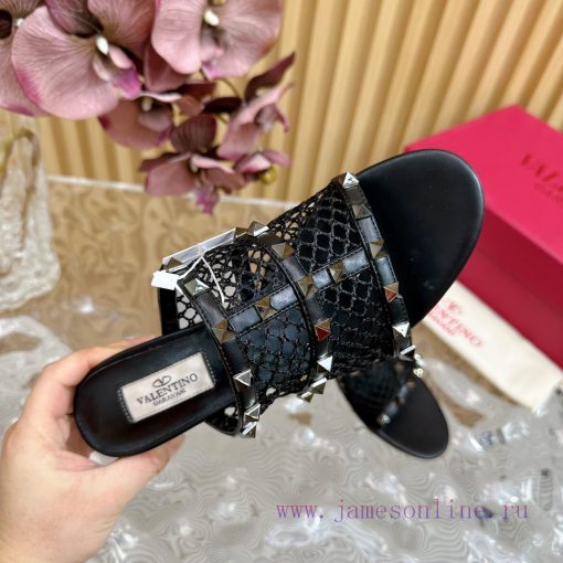 Top tier2024 Early Spring Fashion Show Update Valentino Striped Deep Mouth Half Drag/Flat/Hikuajpkoz - Image 9