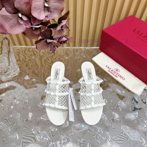 Top tier2024 Early Spring Fashion Show Update Valentino Striped Deep Mouth Half Drag/Flat/Hi80ea8g7n - Image 6