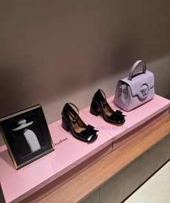 The mostShushutong's new autumn and winter Mary Jane collection features high heels with a bxzoth0r4