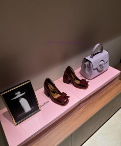 The mostShushutong's new autumn and winter Mary Jane collection features high heels with a b4q8p7pm1