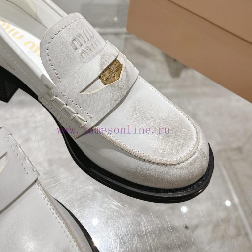 24 Autumn/Winter New Collection: Changmiumiu's newly released high-heeled coin loafers are hk3ilq0as - Image 9