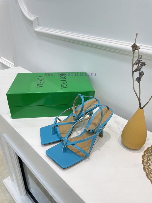 BV Butterfly Home 12 Color Strap Sandals Sky BlueBOTTEGA VENETA Strap Toe Sandals Continue txnybiica - Image 2