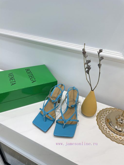 BV Butterfly Home 12 Color Strap Sandals Sky BlueBOTTEGA VENETA Strap Toe Sandals Continue txnybiica - Image 3