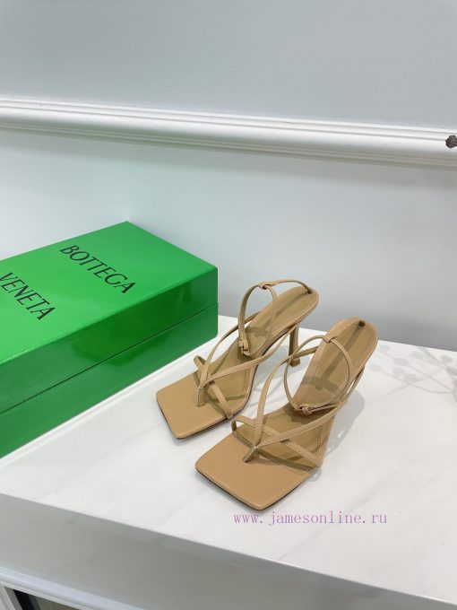 BV Butterfly Home 12 Color Strap Sandals Sky BlueBOTTEGA VENETA Strap Toe Sandals Continue tc1xboot9