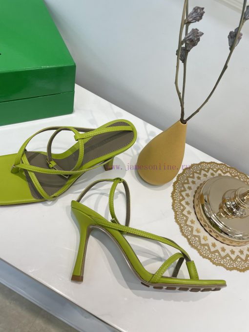 BV Butterfly Home 12 Color Strap Sandals Sky BlueBOTTEGA VENETA Strap Toe Sandals Continue tkw94zdzv - Image 10