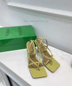 BV Butterfly Home 12 Color Strap Sandals Sky BlueBOTTEGA VENETA Strap Toe Sandals Continue trkqh1hjm