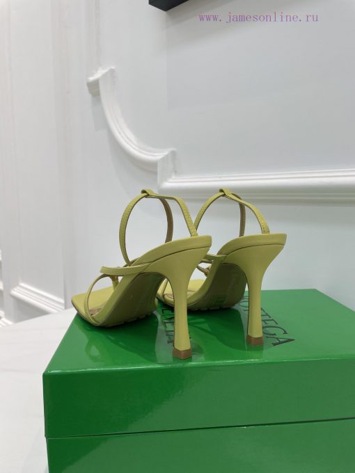 BV Butterfly Home 12 Color Strap Sandals Sky BlueBOTTEGA VENETA Strap Toe Sandals Continue trkqh1hjm - Image 4