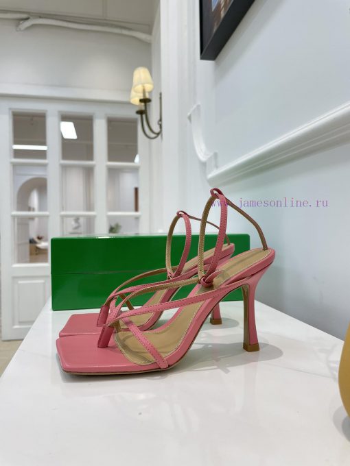 BV Butterfly Home 12 Color Strap Sandals Sky BlueBOTTEGA VENETA Strap Toe Sandals Continue tf3zxg4r4