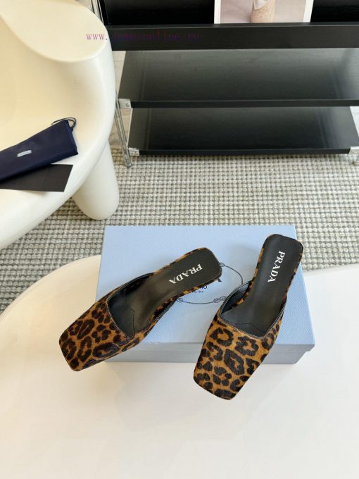 Prada 24/Show style satin square toe triangle heel high heelsWearing the elegant and intelrah33t3m - Image 3