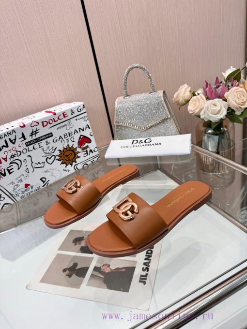 Dolce&Gabbana new style, 12 colors available, 35-43, leather sole 2802qx7zj71 - Image 3