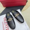 Valentino 2024 SS Spring/Summer New Product Baotou Half Dragged Golden V-Button Element Mullyzq7nrt2
