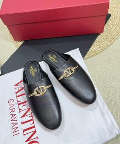 Valentino 2024 SS Spring/Summer New Product Baotou Half Dragged Golden V-Button Element Mullyzq7nrt2