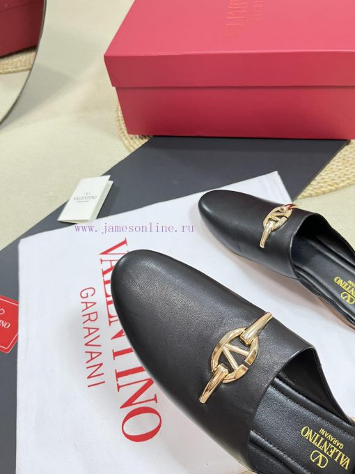 Valentino 2024 SS Spring/Summer New Product Baotou Half Dragged Golden V-Button Element Mullyzq7nrt2 - Image 8