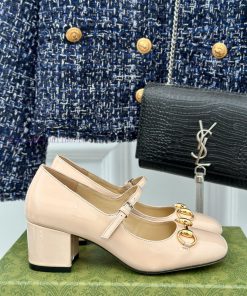 Gucci's timeless classic style with a horseneck buckle, fashionable Mary Jane single shoeOriiqpimemg