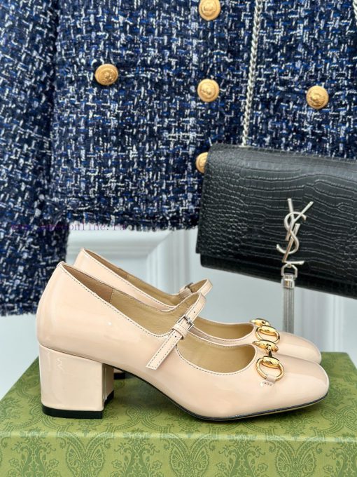 Gucci's timeless classic style with a horseneck buckle, fashionable Mary Jane single shoeOriiqpimemg