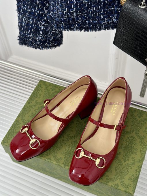 Gucci's timeless classic style with a horseneck buckle, fashionable Mary Jane single shoeOriogt0unuf - Image 3