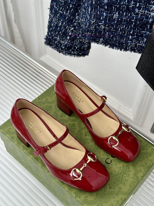 Gucci's timeless classic style with a horseneck buckle, fashionable Mary Jane single shoeOriogt0unuf - Image 4