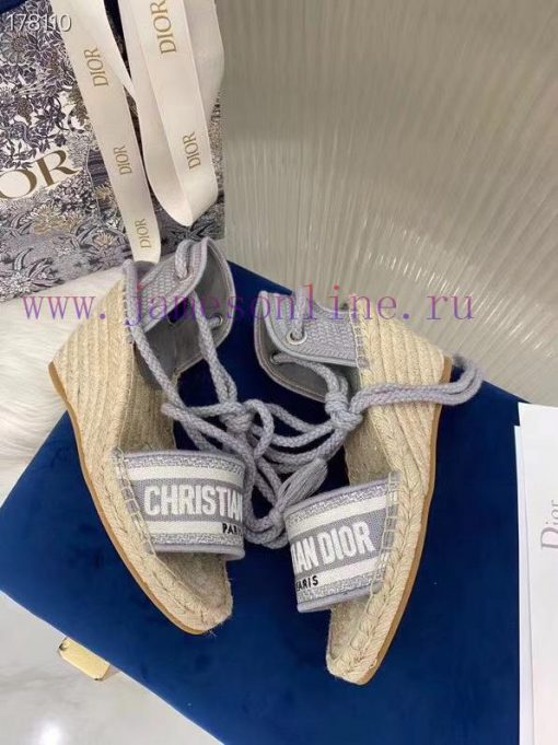 Top Original 11 RemakesDior 2024 Spring/Summer CollectionPattern Jacquard Embroidered Fishernwfpbx2w - Image 6