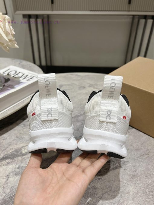 The latest sports shoes come with a full set of packaging, providing 100% comfort and being fhlba34r - Image 10