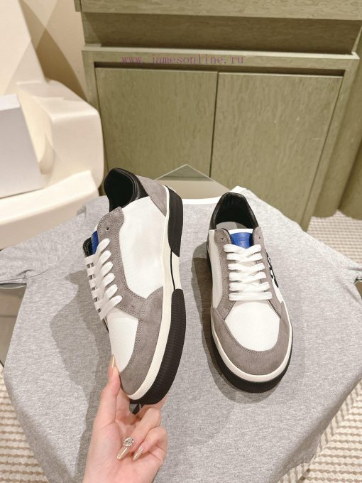 Men's Style | ² ⁰ ² 4 𝐬𝐬 🤍🤎Off white's latest popular men's casual shoes are made of delicat3t4uehry - Image 4