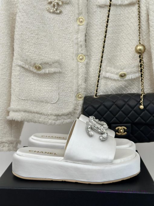Chanel | Chanel Classic Thick Bottom Water Diamond Large Pair C SlippersMinimalist Double C kkwpsxr4