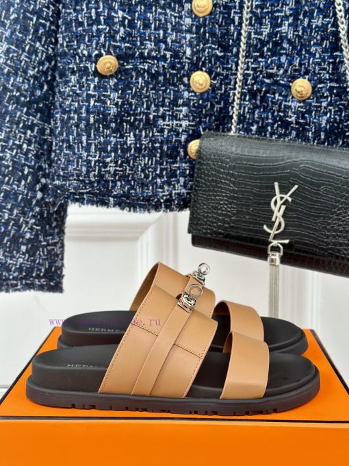 Male+10Herm è s/Herm è s Classic Kelly Button Second Uncle SlippersKelly's buckle is completx5306rcd