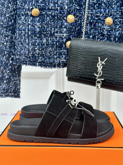 Male+10Herm è s/Herm è s Classic Kelly Button Second Uncle SlippersKelly's buckle is complet3was91ib - Image 2