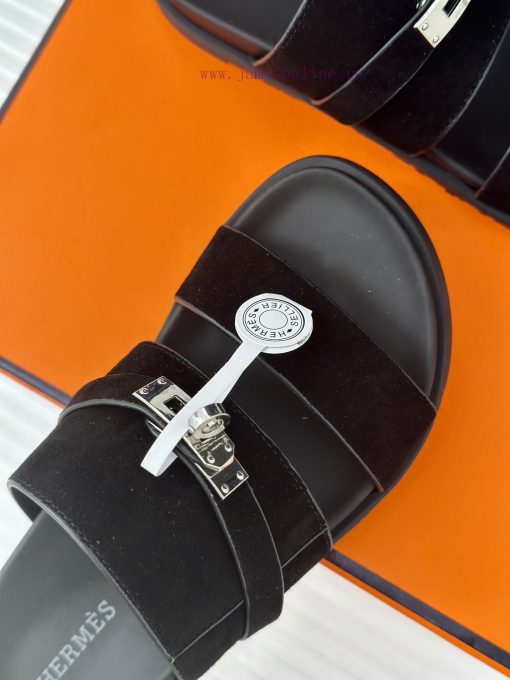 Male+10Herm è s/Herm è s Classic Kelly Button Second Uncle SlippersKelly's buckle is complet3was91ib - Image 8