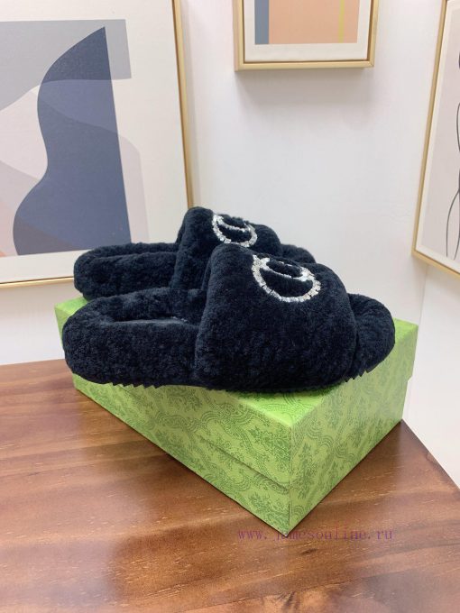 Gucci GUCCI2024 new lamb wool slippers priceTop quality pure fur integrated straight fur crelzr5b2s0 - Image 9