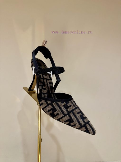 The mostFendi's. 24ss fashion show flagship collection, new products launched, Fendi furnitu1phantd8 - Image 2