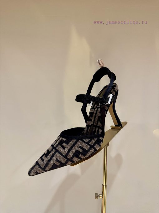 The mostFendi's. 24ss fashion show flagship collection, new products launched, Fendi furnitu1phantd8 - Image 12