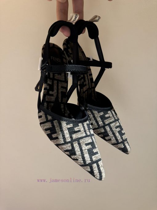 The mostFendi's. 24ss fashion show flagship collection, new products launched, Fendi furnitu1phantd8 - Image 19