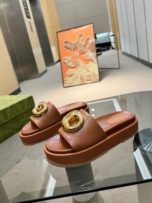 Full year shipment, Gucci's latest limited edition thick soled slippers of top quality are agipcxgal - Image 2