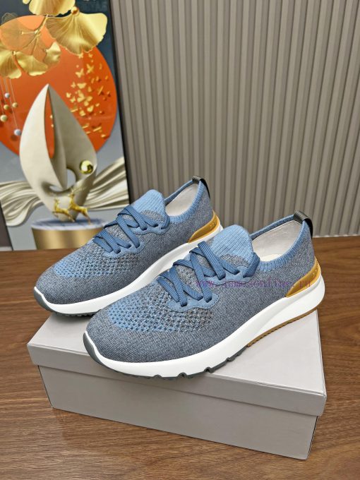 (brunellocucinelli),The fabric is made of cashmere and fly woven sheepskin, and the packagindp8ey4fx - Image 5