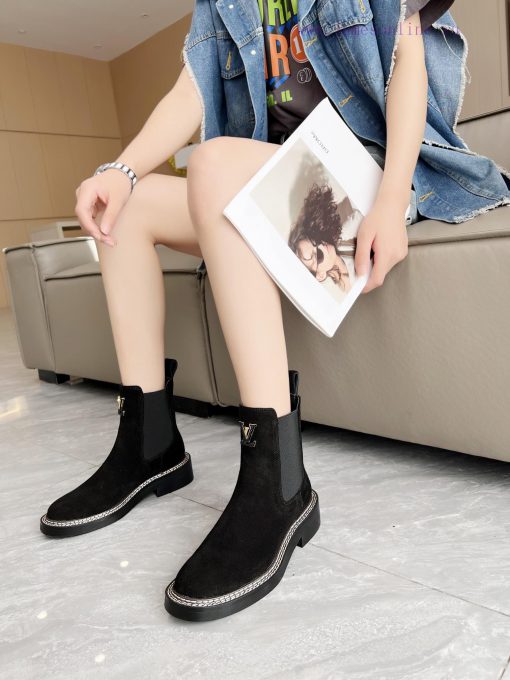 LV New Chelsea Women's Boots~Shopping emphasizes a fate. Believe in your first impression, i68vmaa8u - Image 7