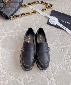 Chanel's new loafers classic chain decoration simple and atmospheric chain logo exquisite an00b6re7z