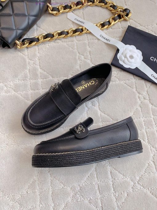 Chanel's new loafers classic chain decoration simple and atmospheric chain logo exquisite an00b6re7z - Image 5