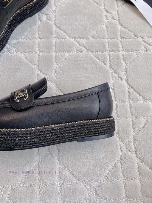 Chanel's new loafers classic chain decoration simple and atmospheric chain logo exquisite an00b6re7z - Image 9