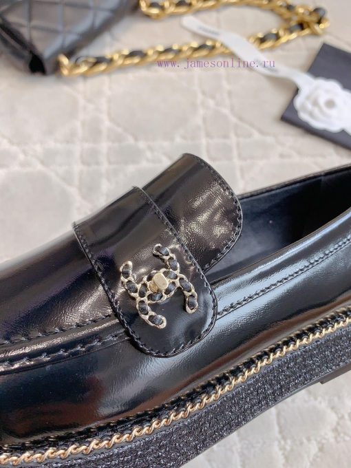 Chanel's new loafers classic chain decoration simple and atmospheric chain logo exquisite an08bp7rmv - Image 8
