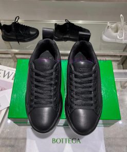 The original BottegaVeneta Baodiejia classic men's lace up sneakers were developed with top ocrc6xip