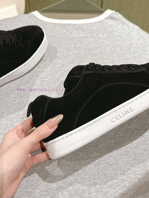Couple style | ² ⁰ ² 4 𝐬𝐬 🤍🤎𝐶𝑒𝑙𝑖𝑛  Celine's new autumn deer skin casual shoe series is launcp0idxlz0 - Image 6