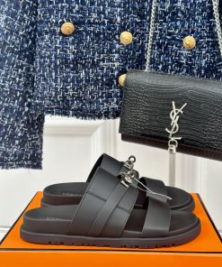 Male+10Herm è s/Herm è s Classic Kelly Button Second Uncle SlippersKelly's buckle is complettywydwa1