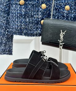 Male+10Herm è s/Herm è s Classic Kelly Button Second Uncle SlippersKelly's buckle is complet3was91ib